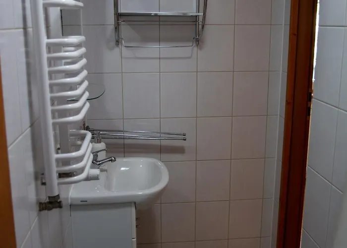 Spokoj W Gorach ברנה